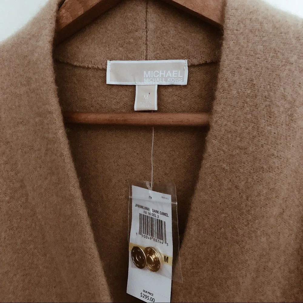 Michael Kors NWT Dolman Tan Wool Buckle Coat - Picture 4 of 8